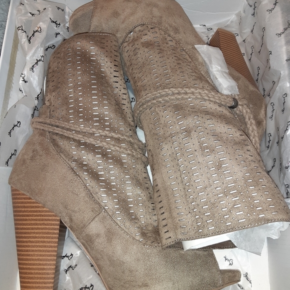 Sexy Peep Toe Boots - Picture 1 of 5